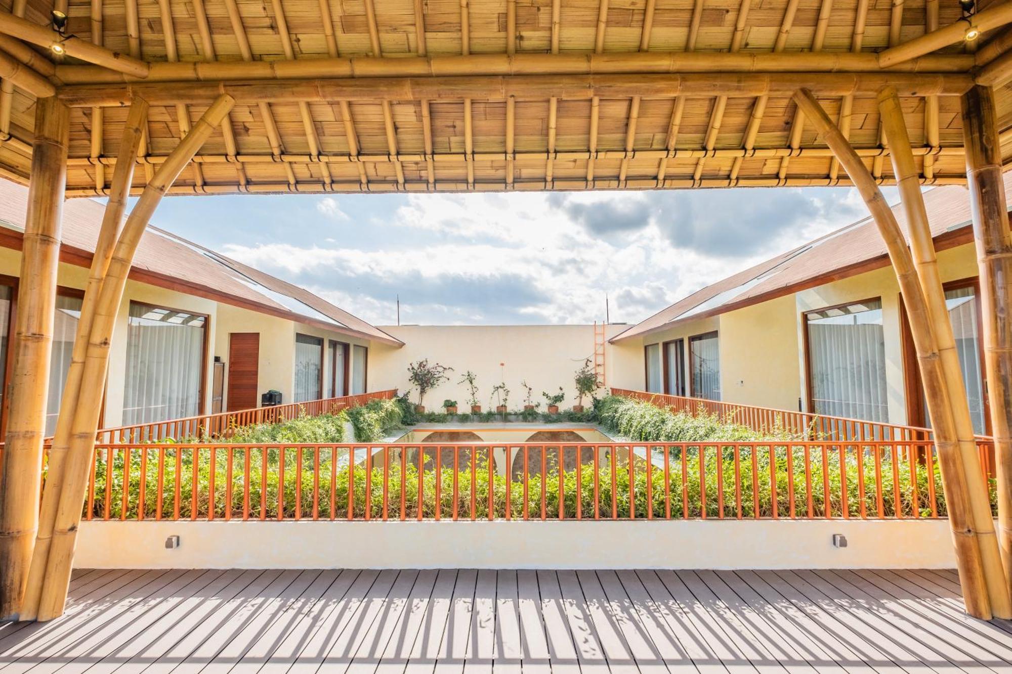 Ellisani Bali Apartment Canggu  Exterior photo